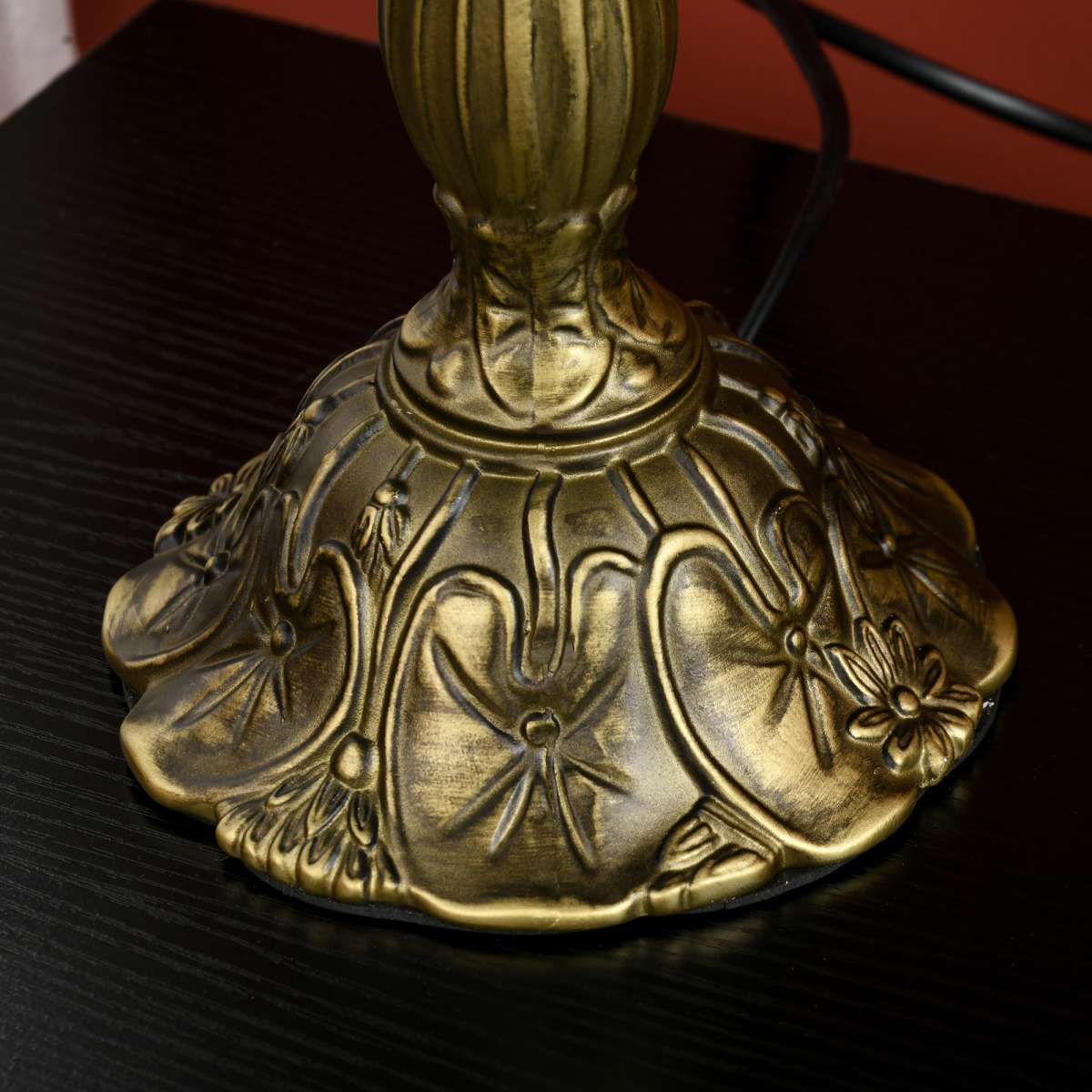 HOMCOM Tiffany-Style Stained Glass Table Lamp — Bedside Lamp, Vintage Design